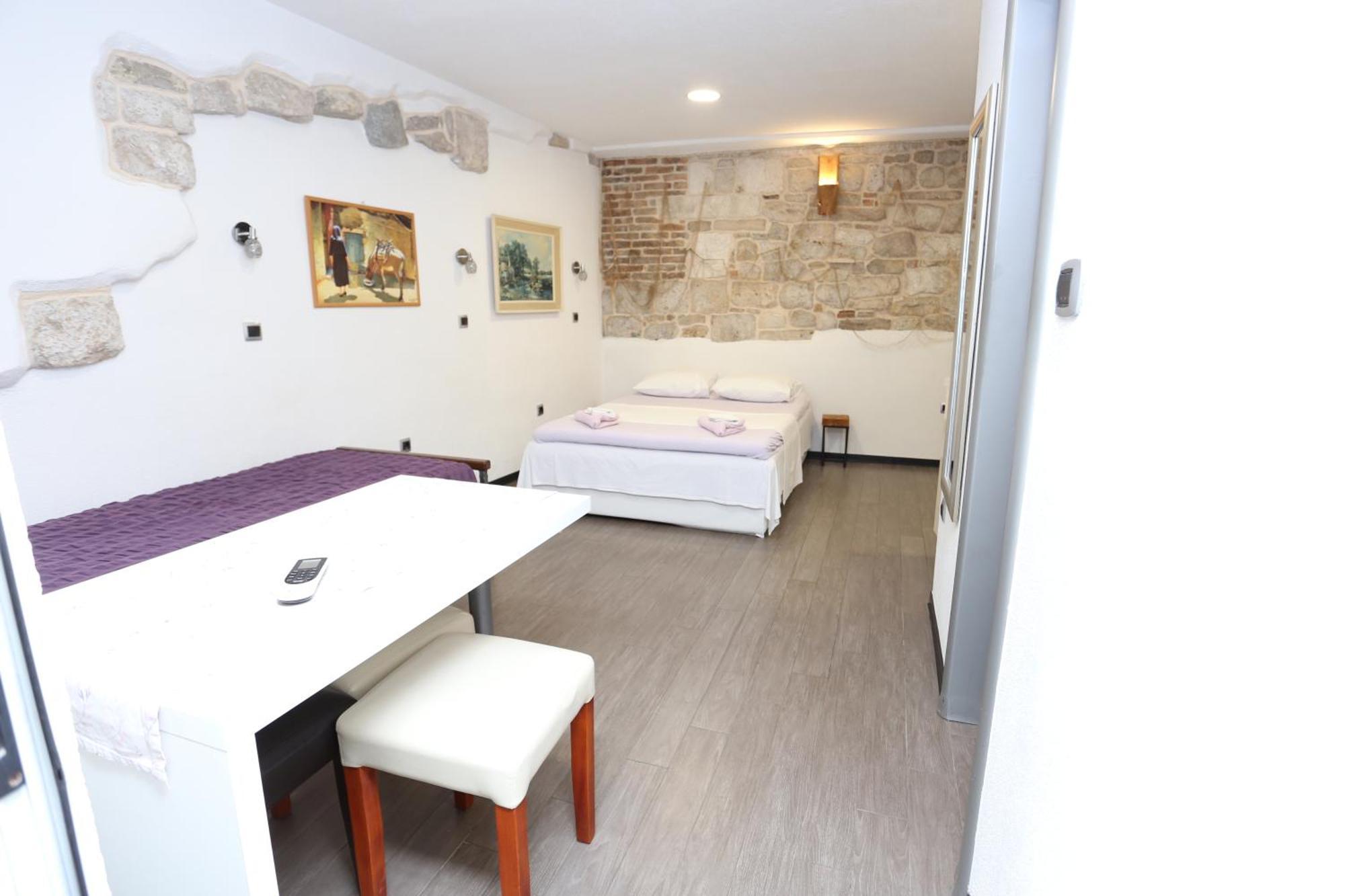 Apartments Nikolla Split Exterior photo